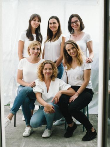 6dziewczyn balkoncichonia 122